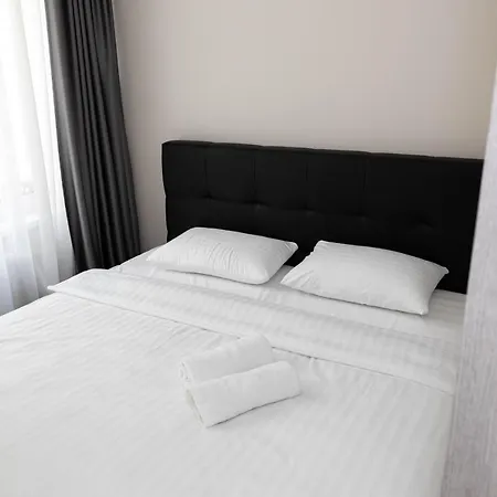Calm Oasis/apt, By Cohost
